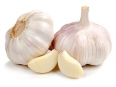 Fresh-Chinese-White-Garlic